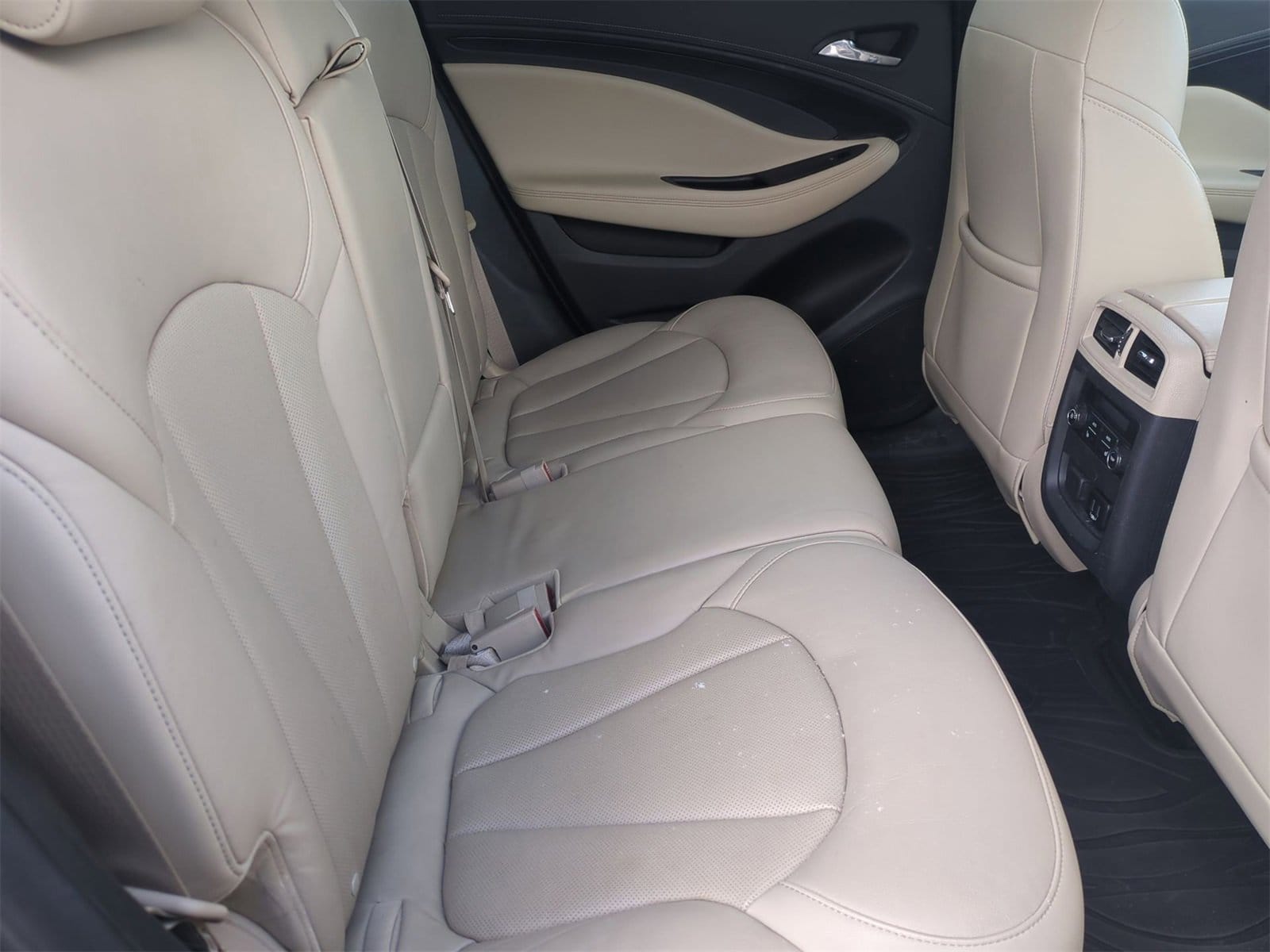 Thumbnail: 2017 Buick Envision - 21