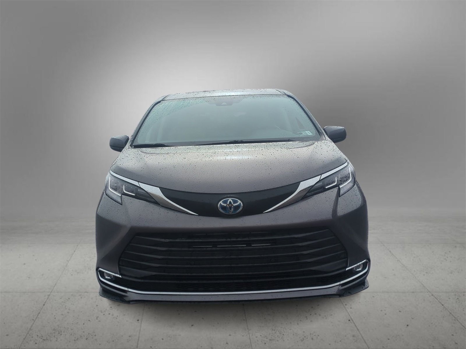 Thumbnail: 2022 Toyota Sienna - 3