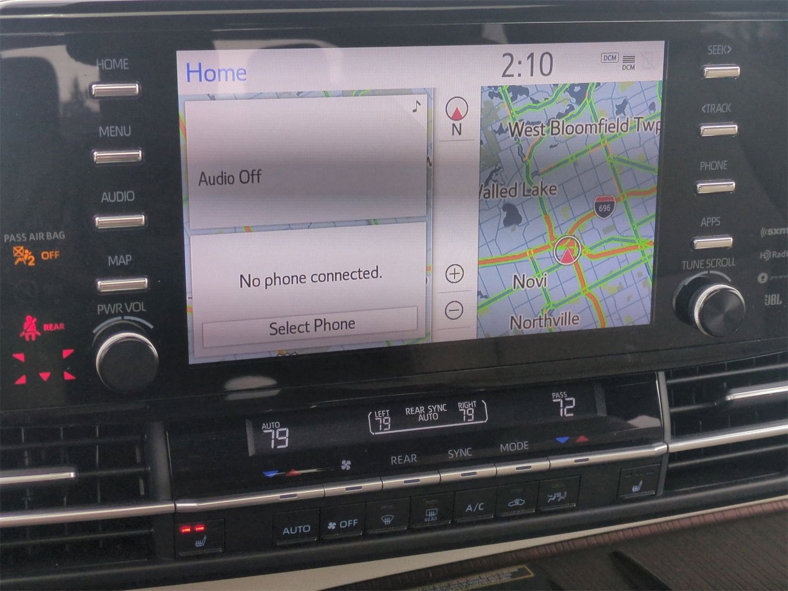 Thumbnail: 2022 Toyota Sienna - 30