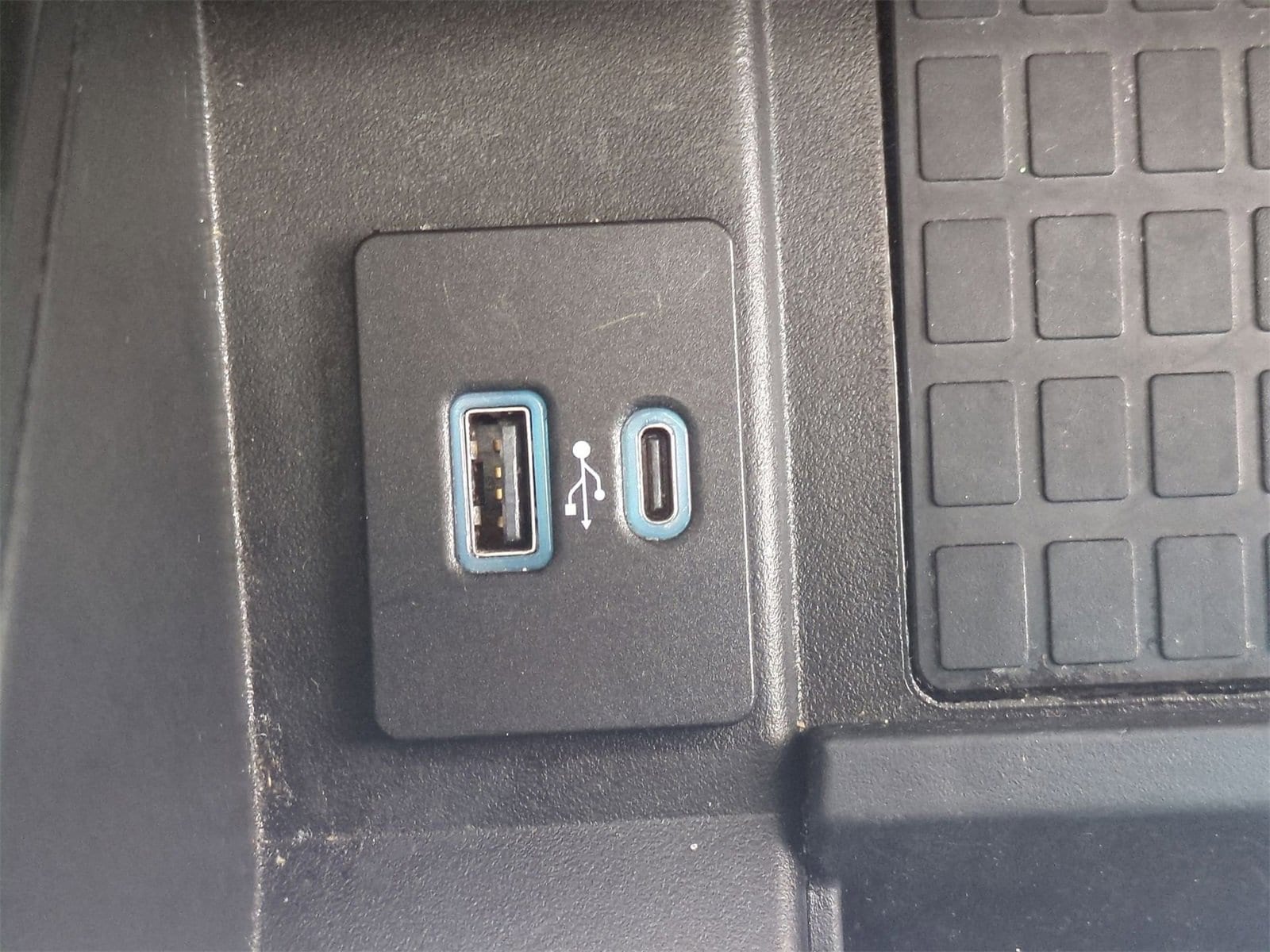 Thumbnail: 2020 Ford Expedition MAX - 32