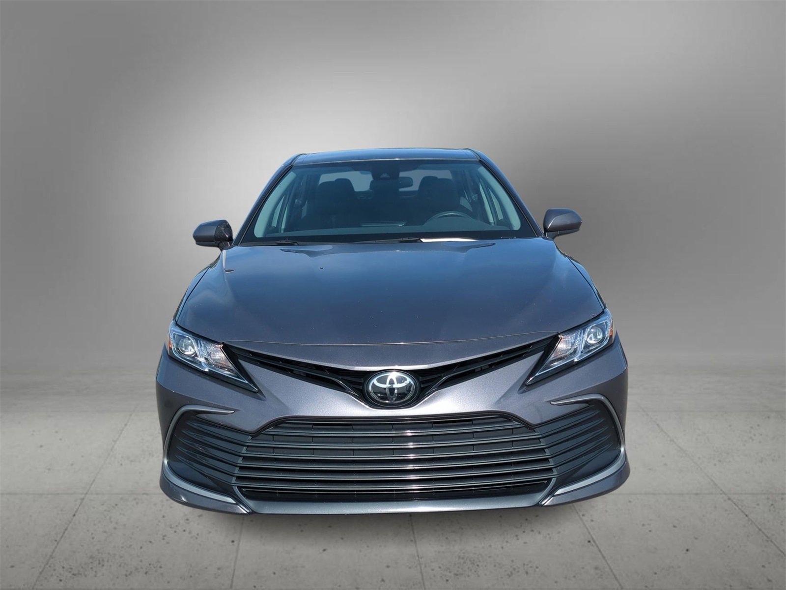 2023 Toyota Camry LE photo 3