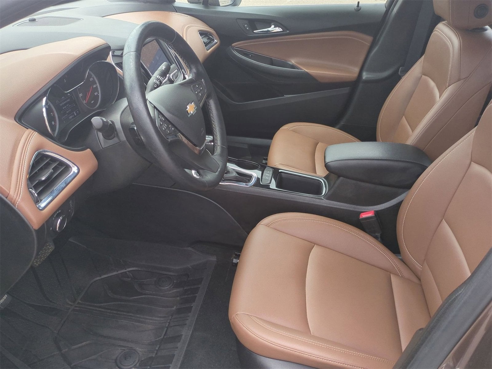 Thumbnail: 2019 Chevrolet Cruze - 16