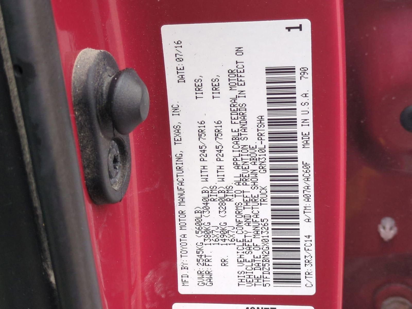 Thumbnail: 2016 Toyota Tacoma - 35