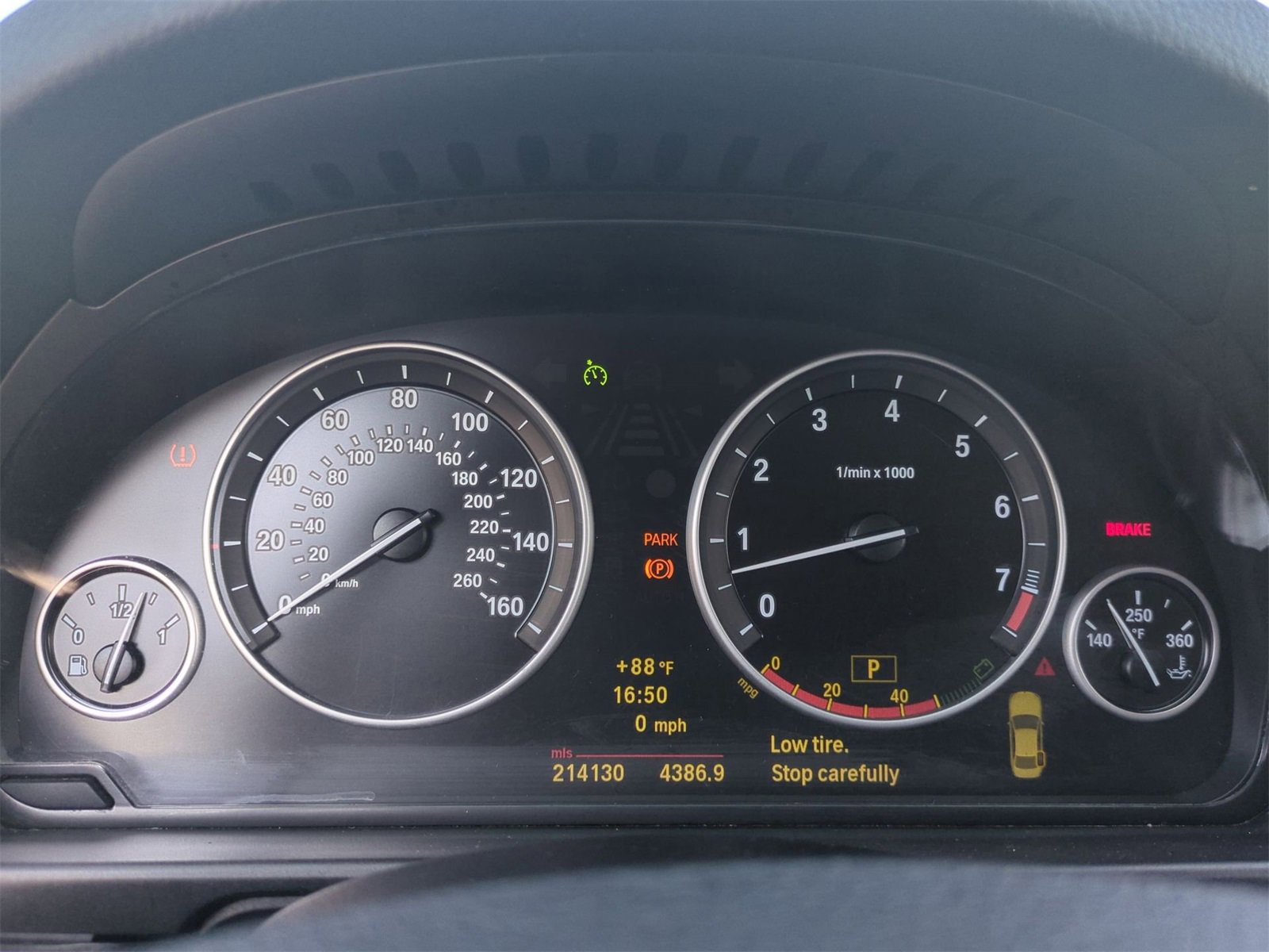 Thumbnail: 2011 BMW 5 Series - 31