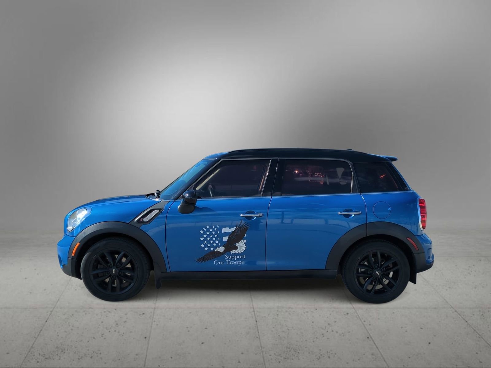Thumbnail: 2014 MINI Cooper Countryman - 5