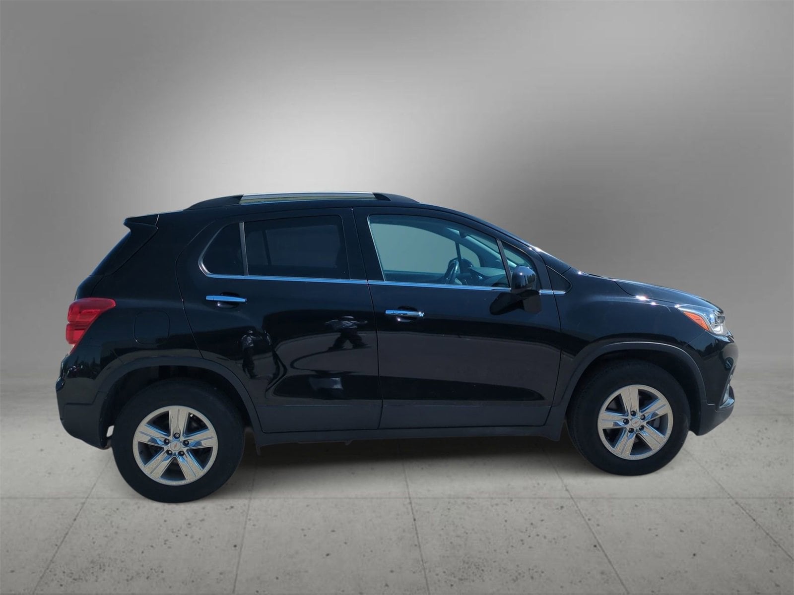 Thumbnail: 2019 Chevrolet Trax - 9