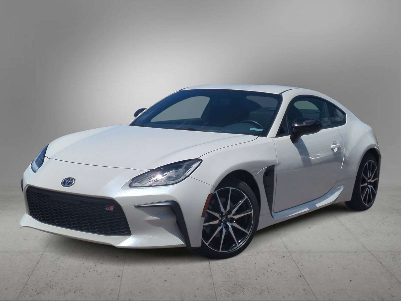 2023 Toyota GR86  -
                  Farmington Hills, MI