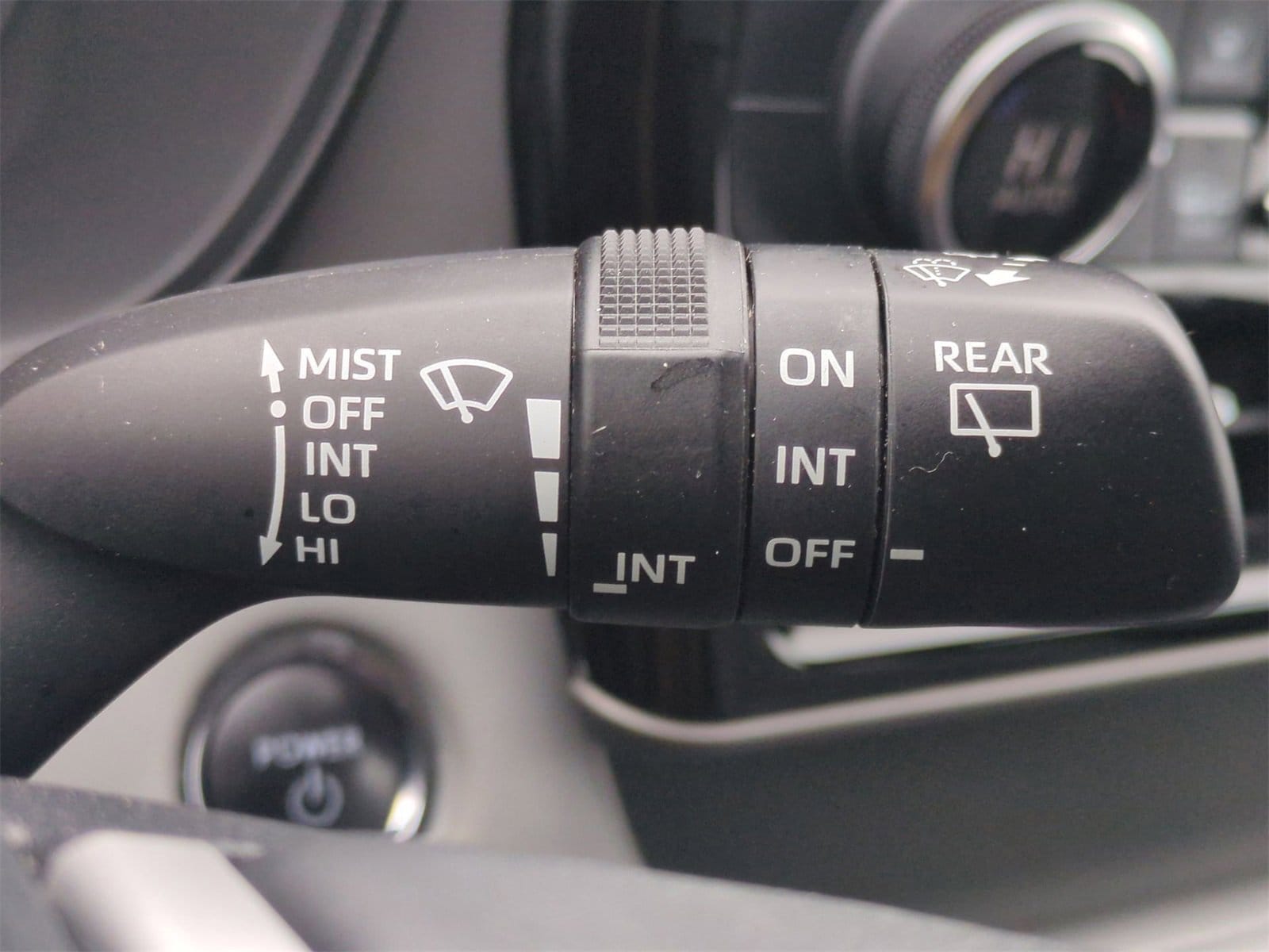 Thumbnail: 2023 Toyota Highlander - 26