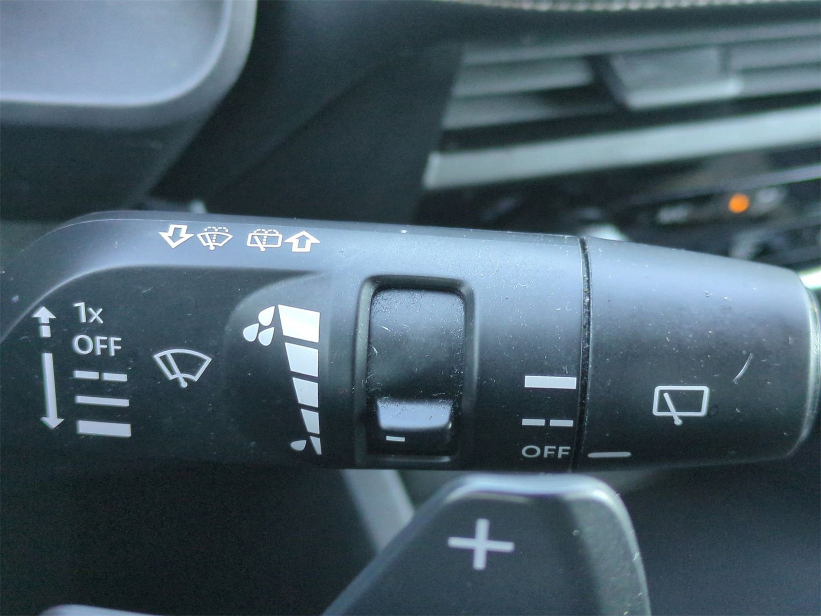 Thumbnail: 2024 Nissan Rogue - 25