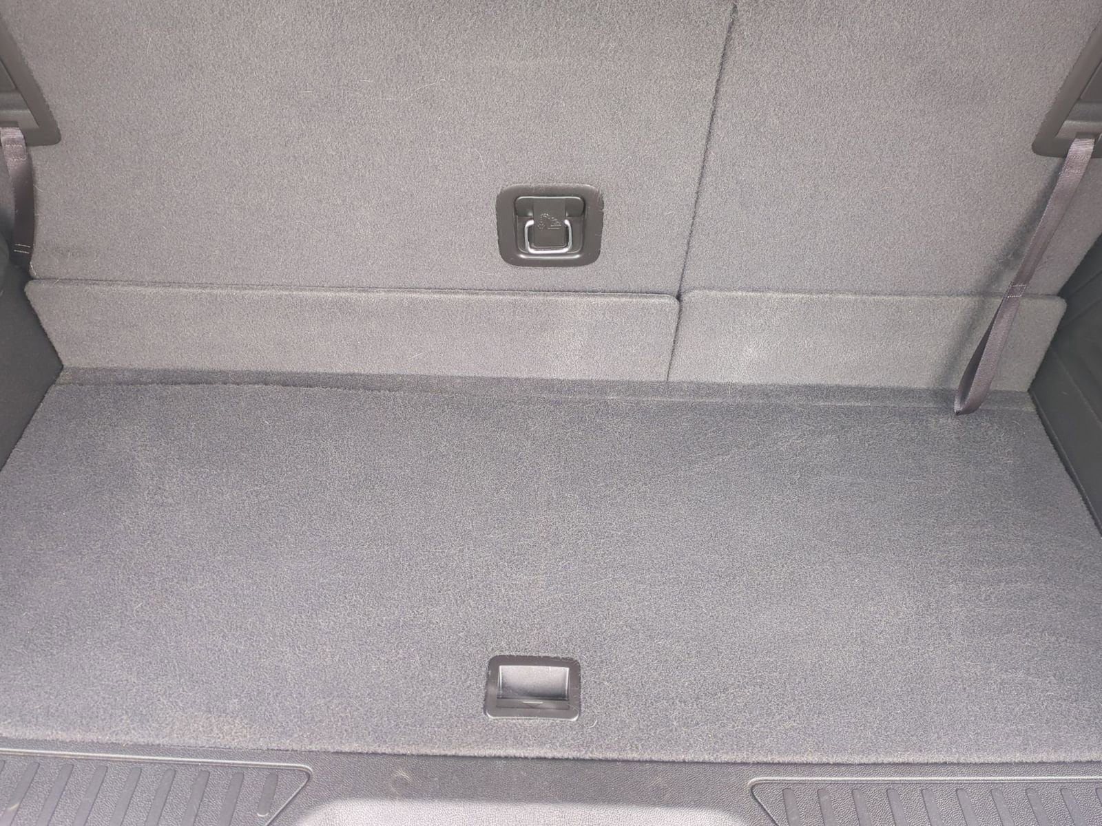 Thumbnail: 2015 GMC Acadia - 35