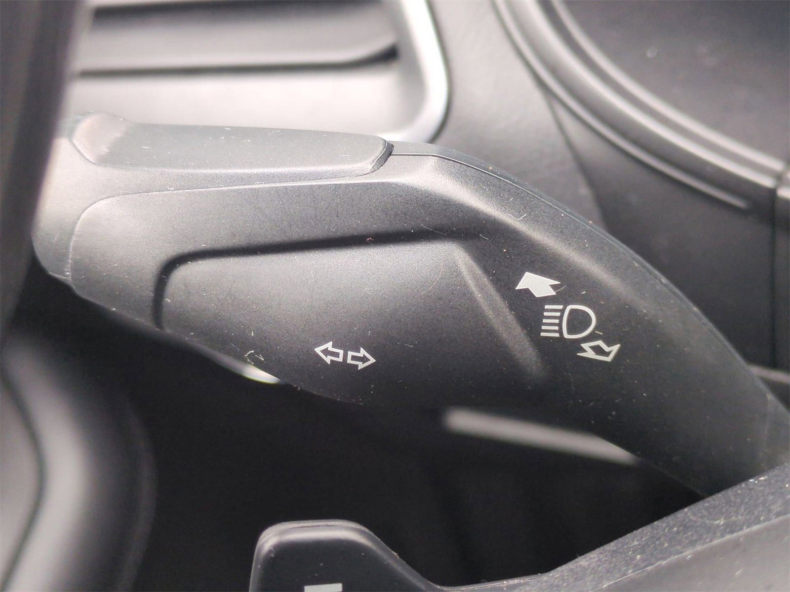 Thumbnail: 2016 Ford Edge - 26