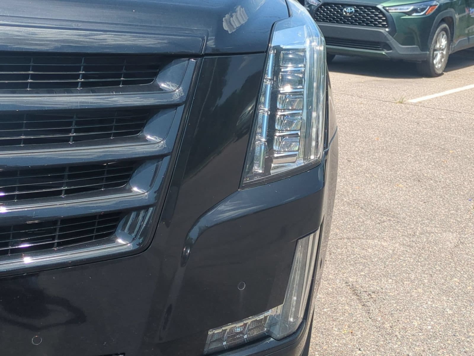 Thumbnail: 2019 Cadillac Escalade - 11