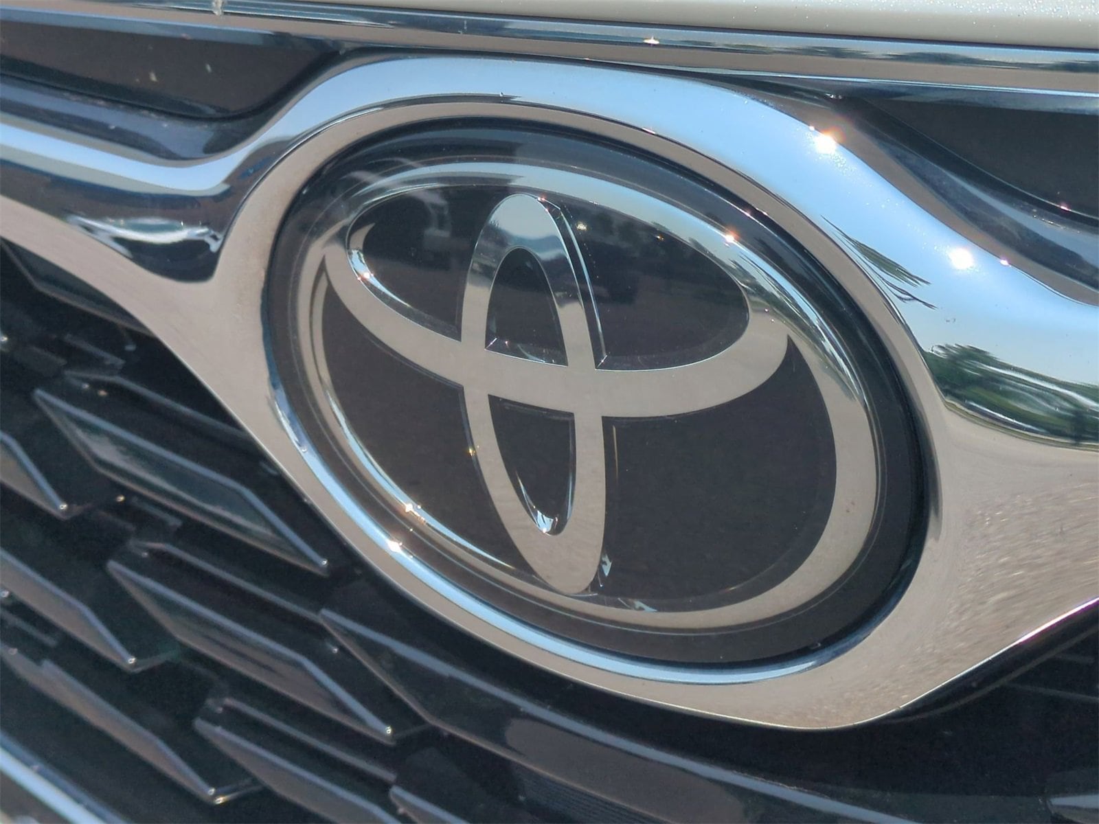Thumbnail: 2020 Toyota Highlander - 12