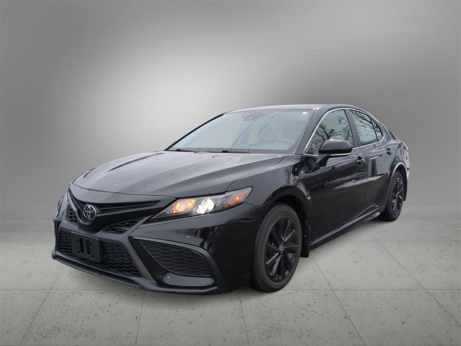 Thumbnail: 2021 Toyota Camry - 4