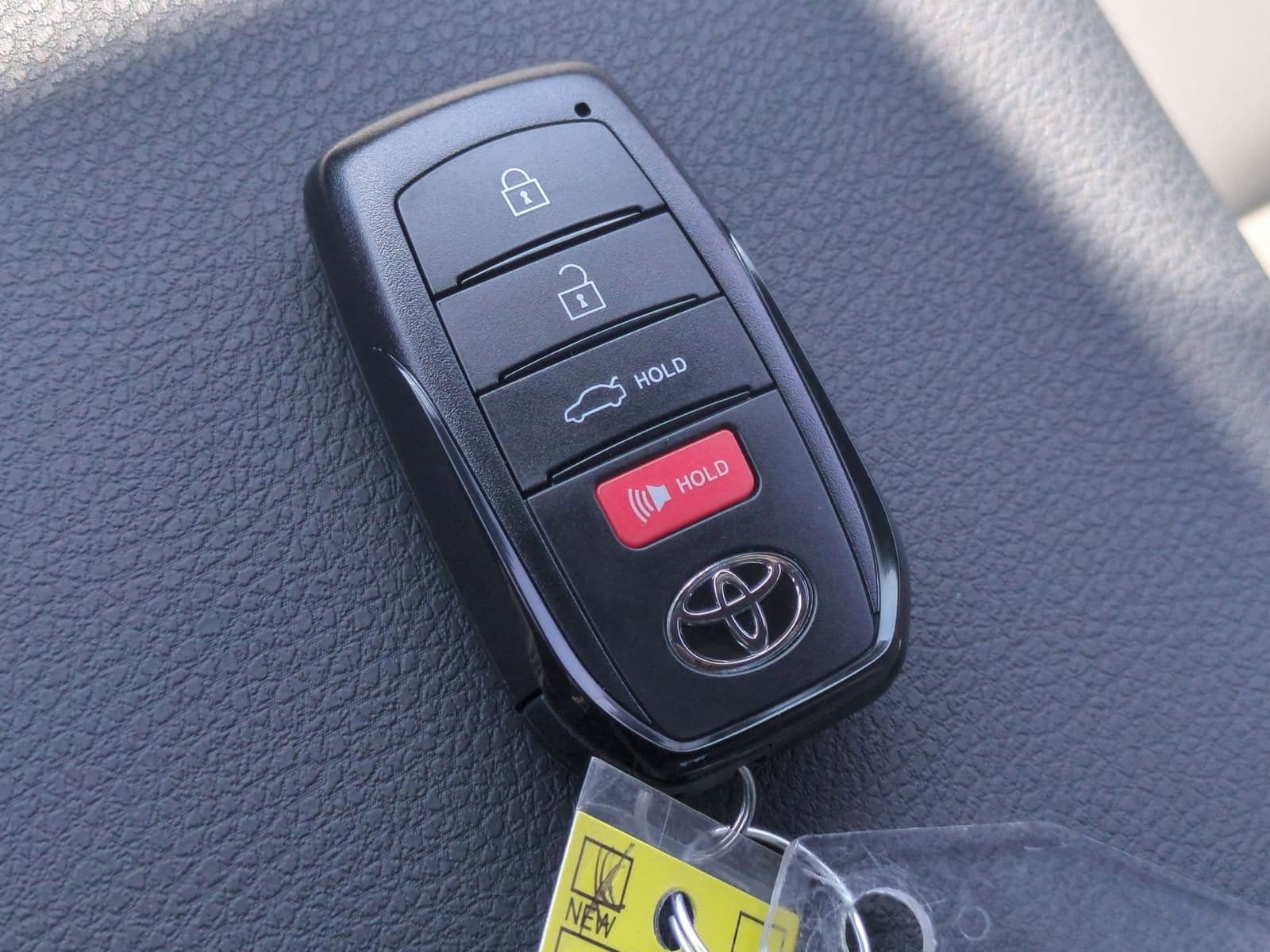 Thumbnail: 2026 Toyota Camry - 32