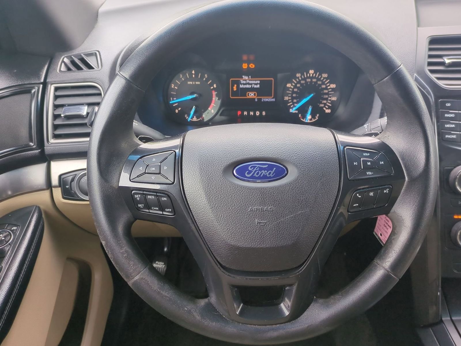 Thumbnail: 2017 Ford Explorer - 22