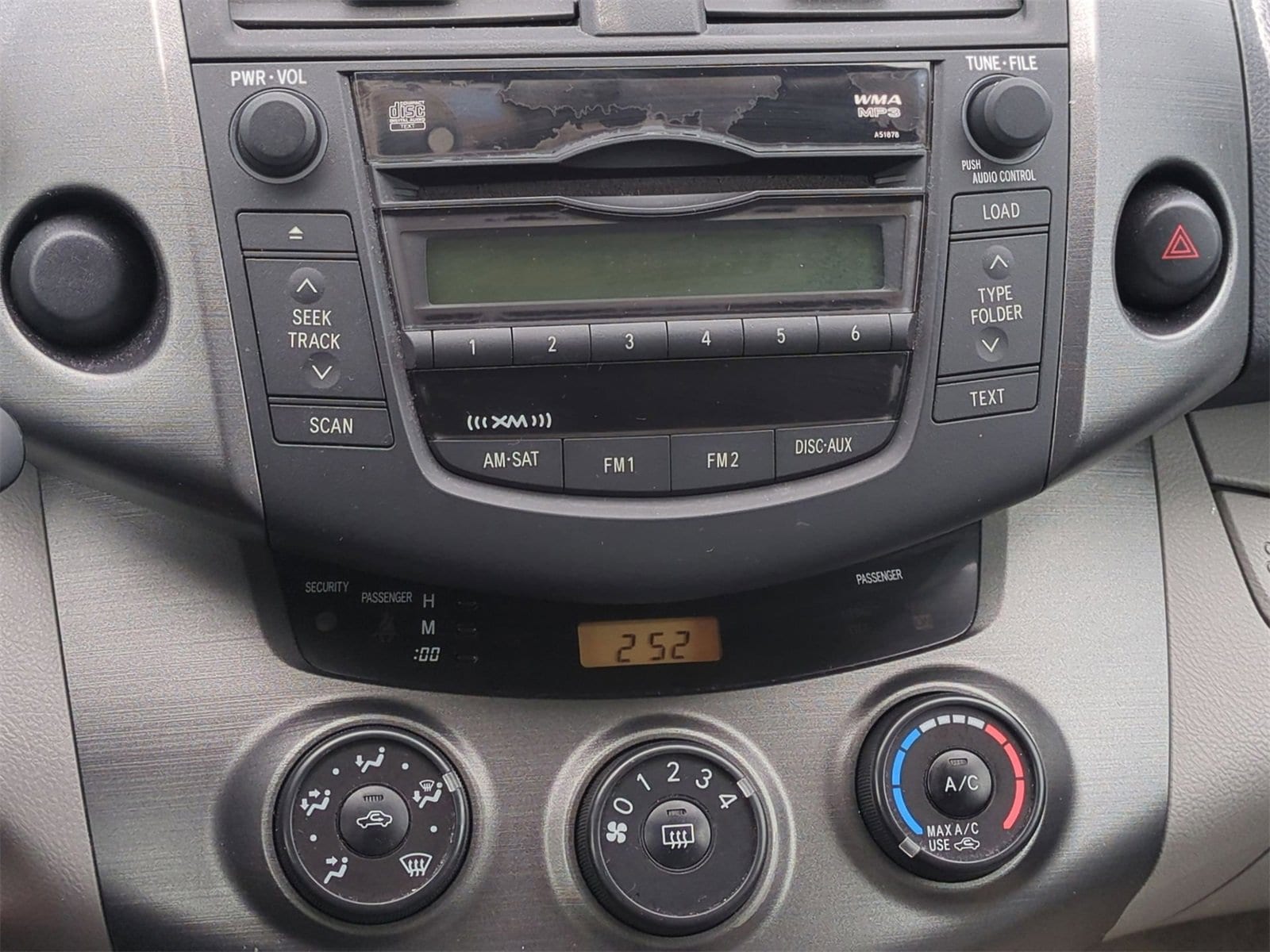 Thumbnail: 2011 Toyota RAV4 - 29