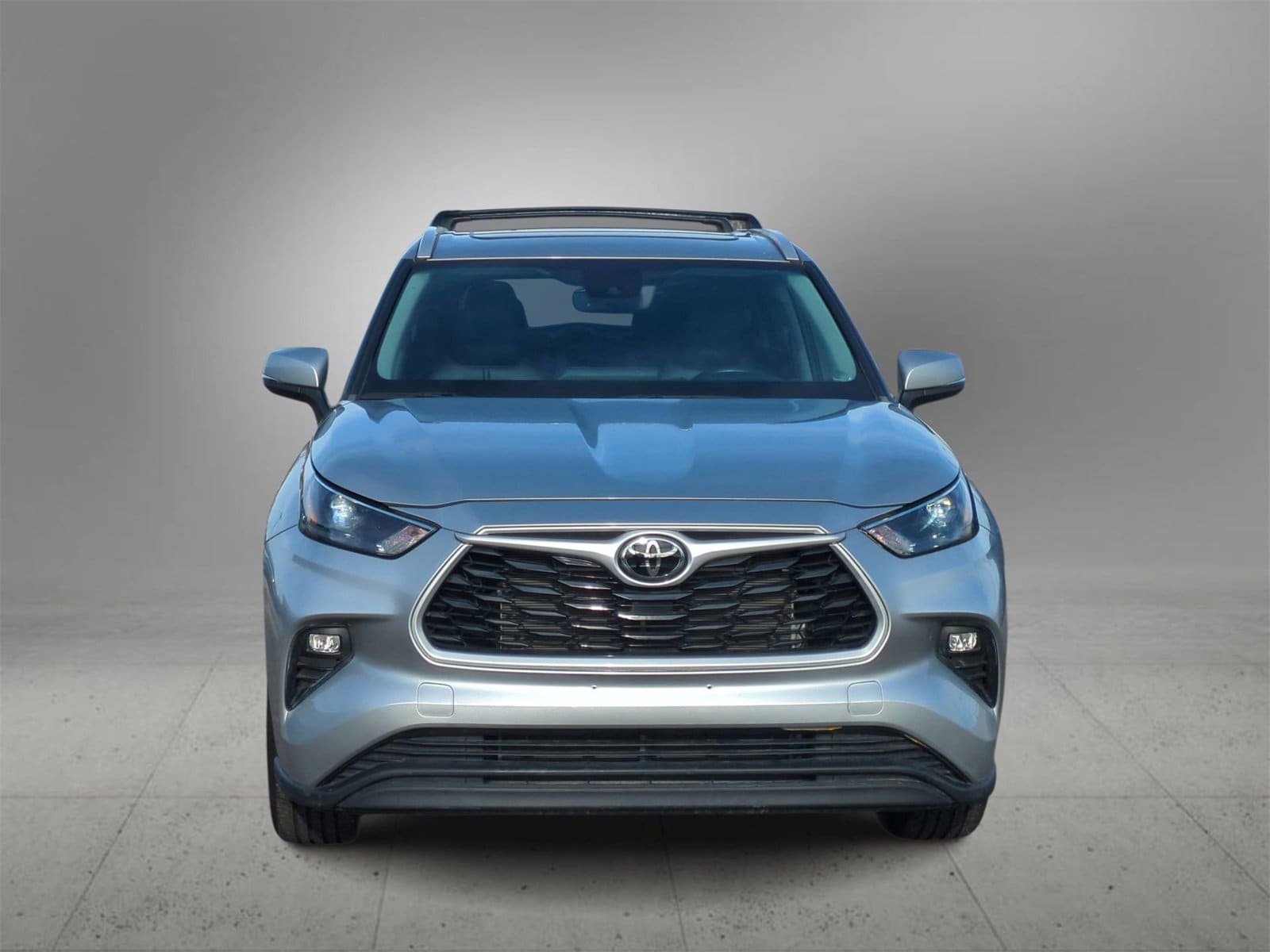 Thumbnail: 2023 Toyota Highlander - 3