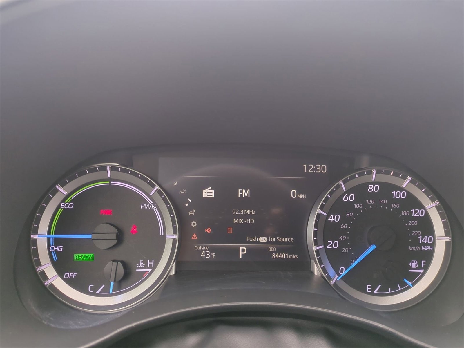 Thumbnail: 2023 Toyota Highlander - 33