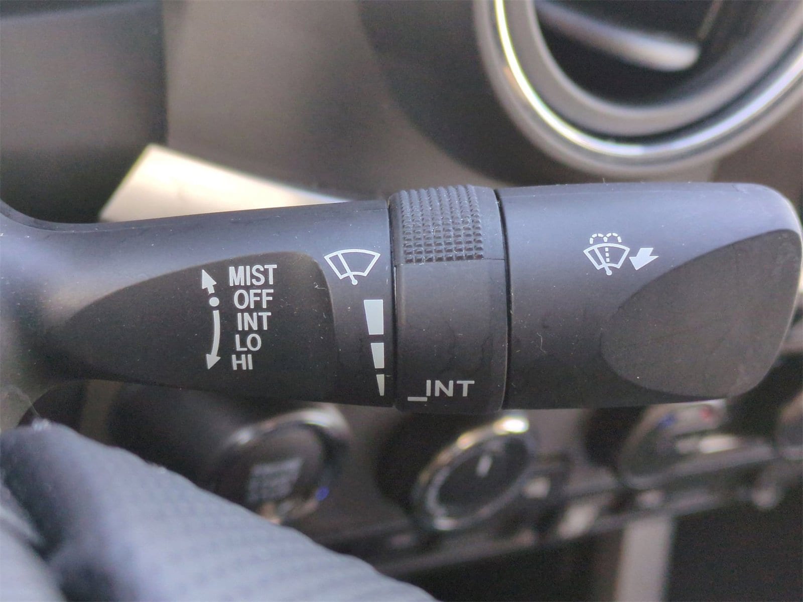 Thumbnail: 2023 Toyota Tacoma - 25