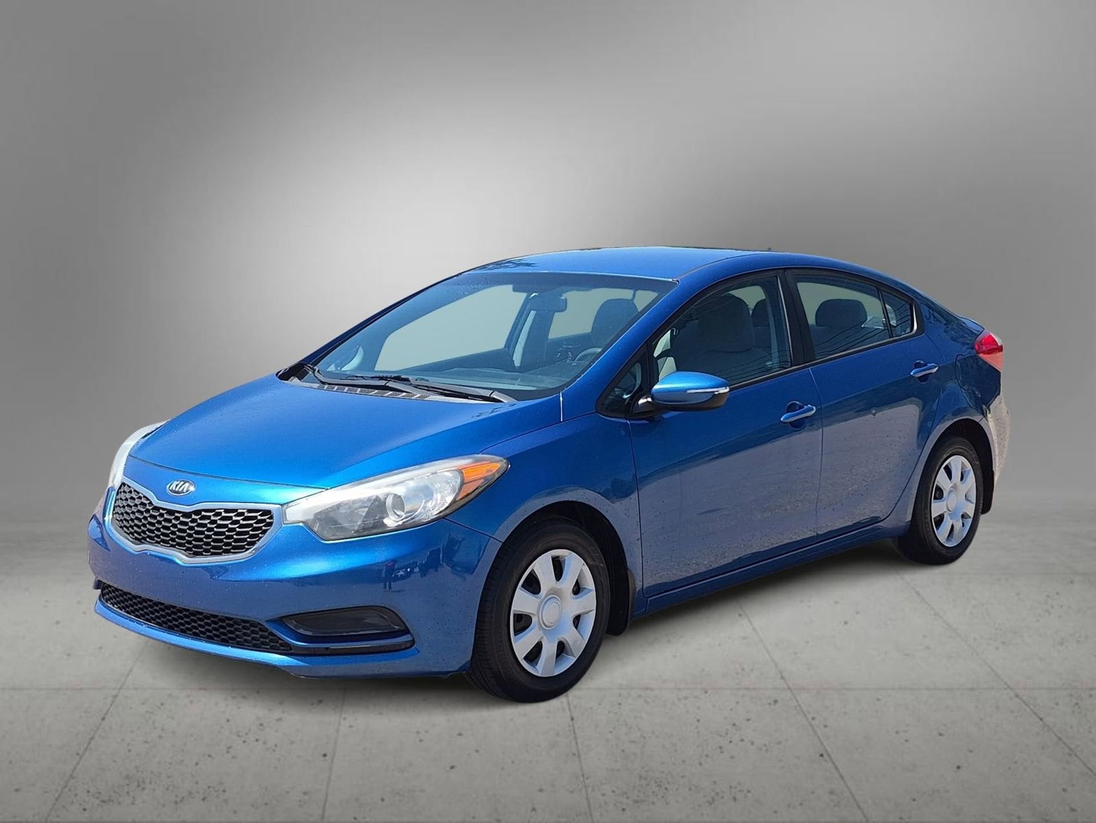 Thumbnail: 2015 Kia Forte - 4