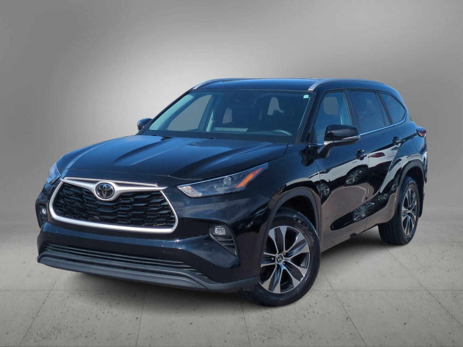 2025 Toyota Highlander XLE