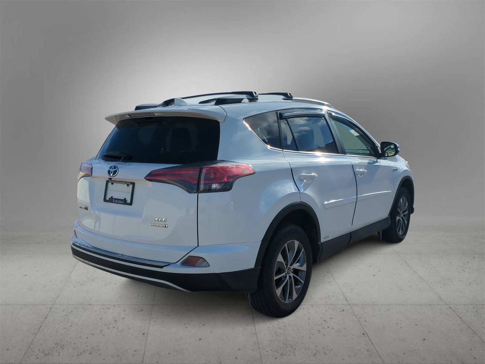 Thumbnail: 2018 Toyota RAV4 - 8