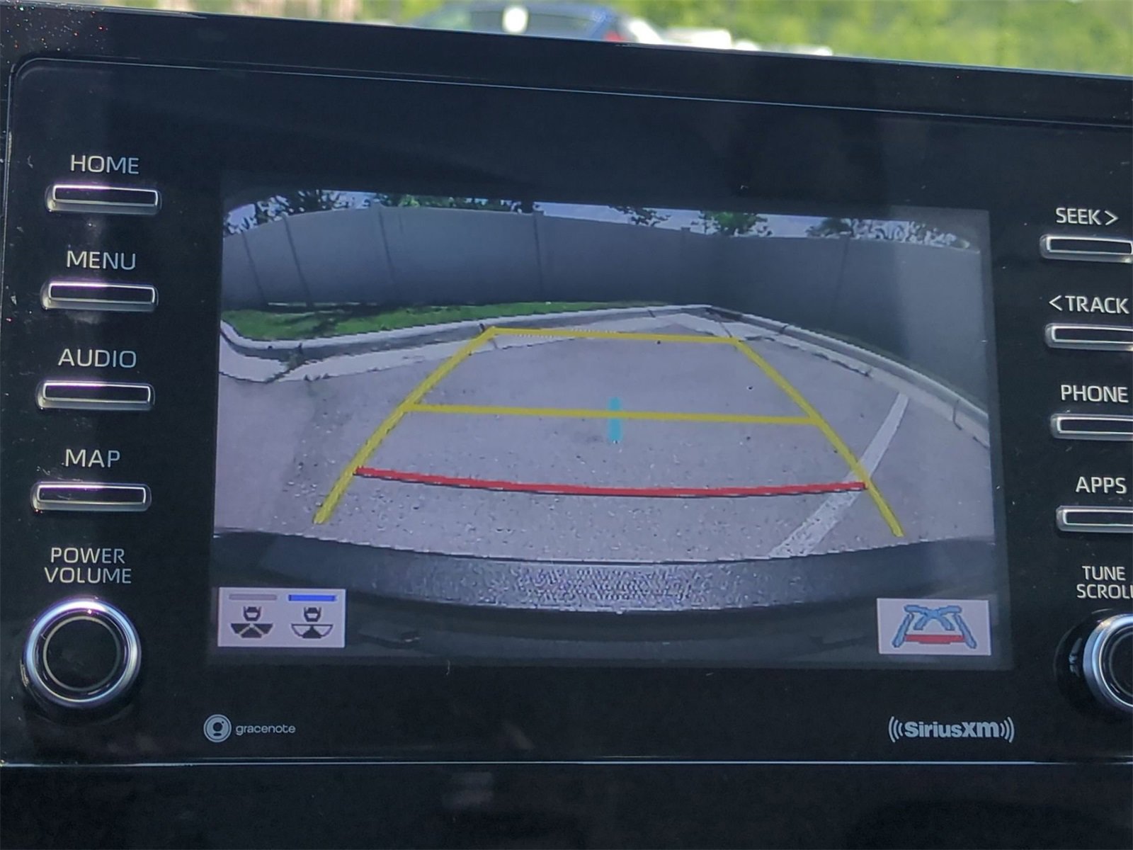 Thumbnail: 2022 Toyota Camry - 28