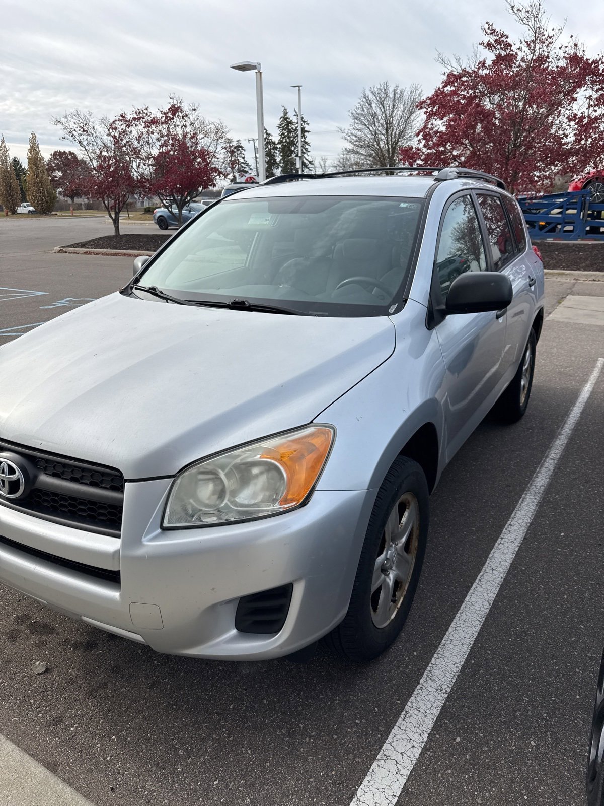 2011 Toyota RAV4 Base -
                  Farmington Hills, MI