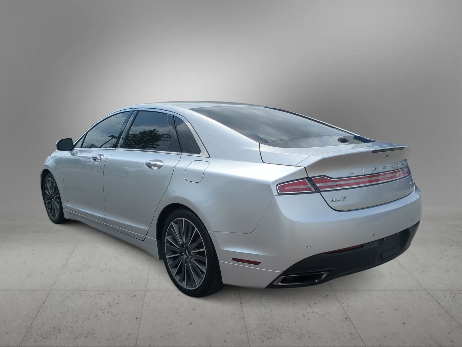 Thumbnail: 2016 Lincoln MKZ - 6