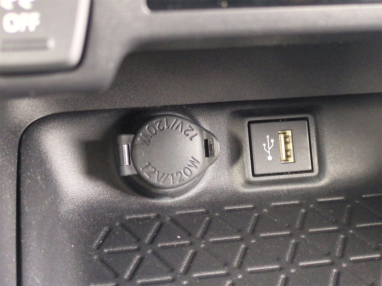 Thumbnail: 2024 Toyota RAV4 - 29