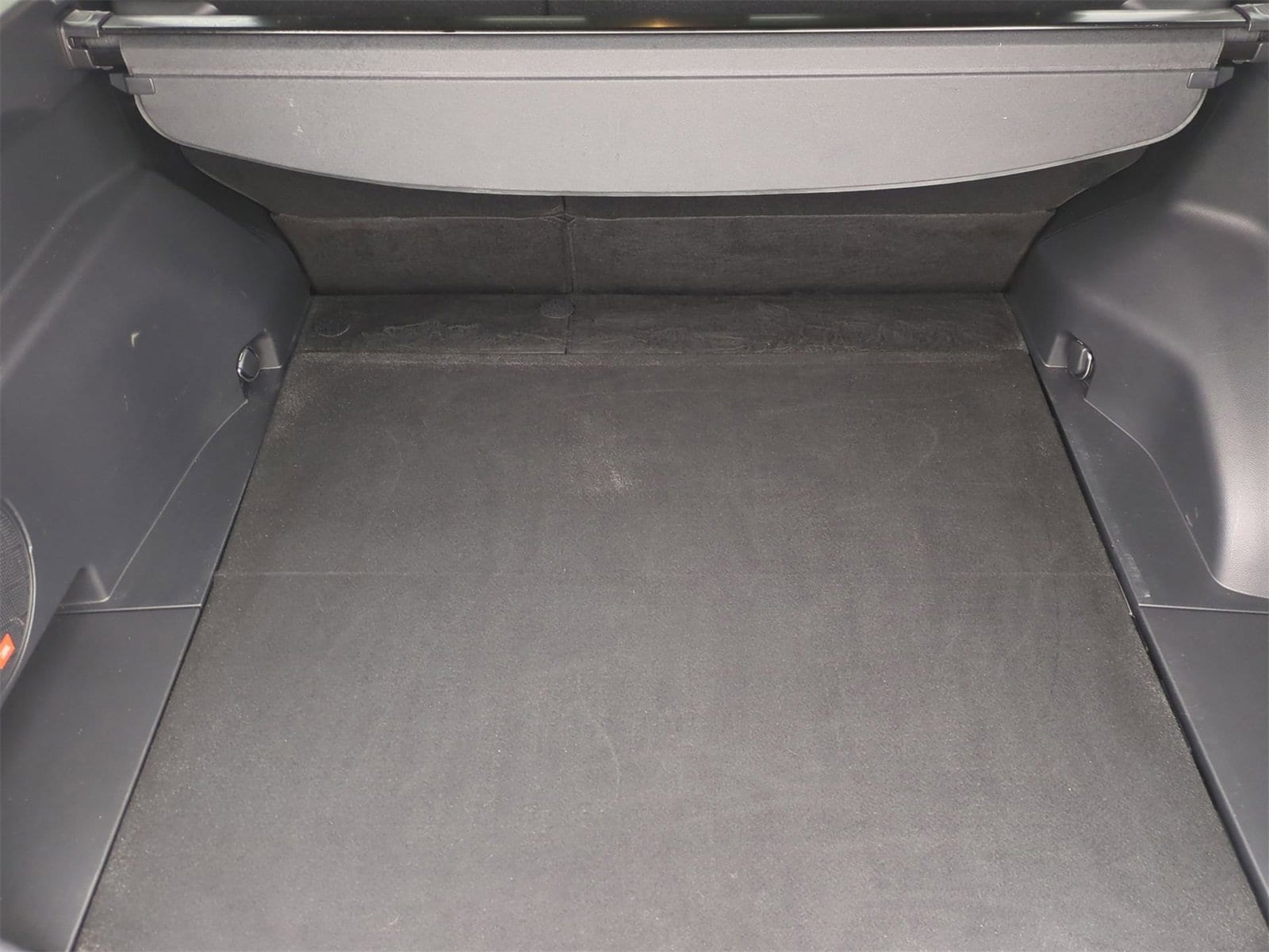 Thumbnail: 2020 Toyota RAV4 - 35