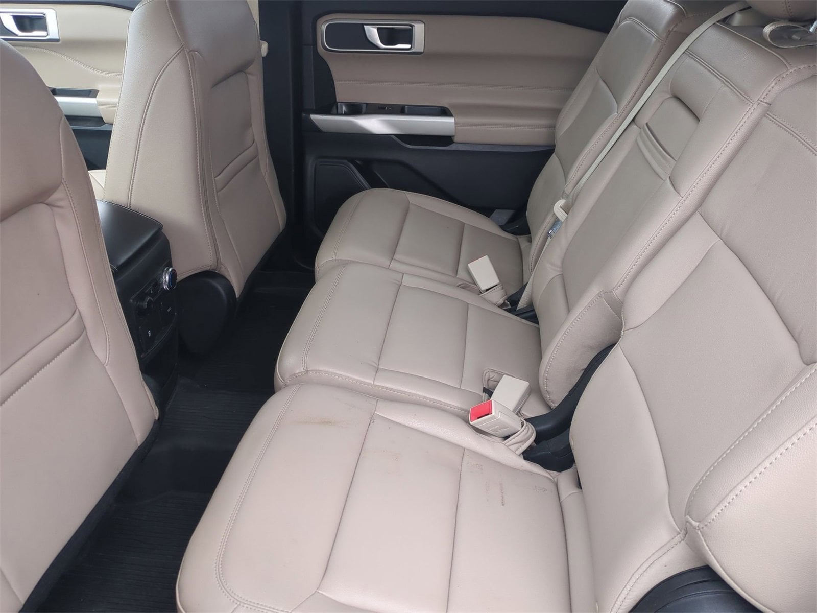 Thumbnail: 2021 Ford Explorer - 19