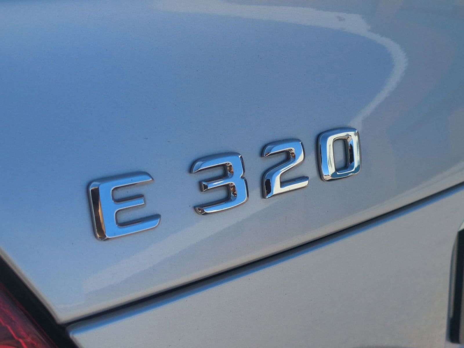 Thumbnail: 2006 Mercedes-Benz E-Class - 12