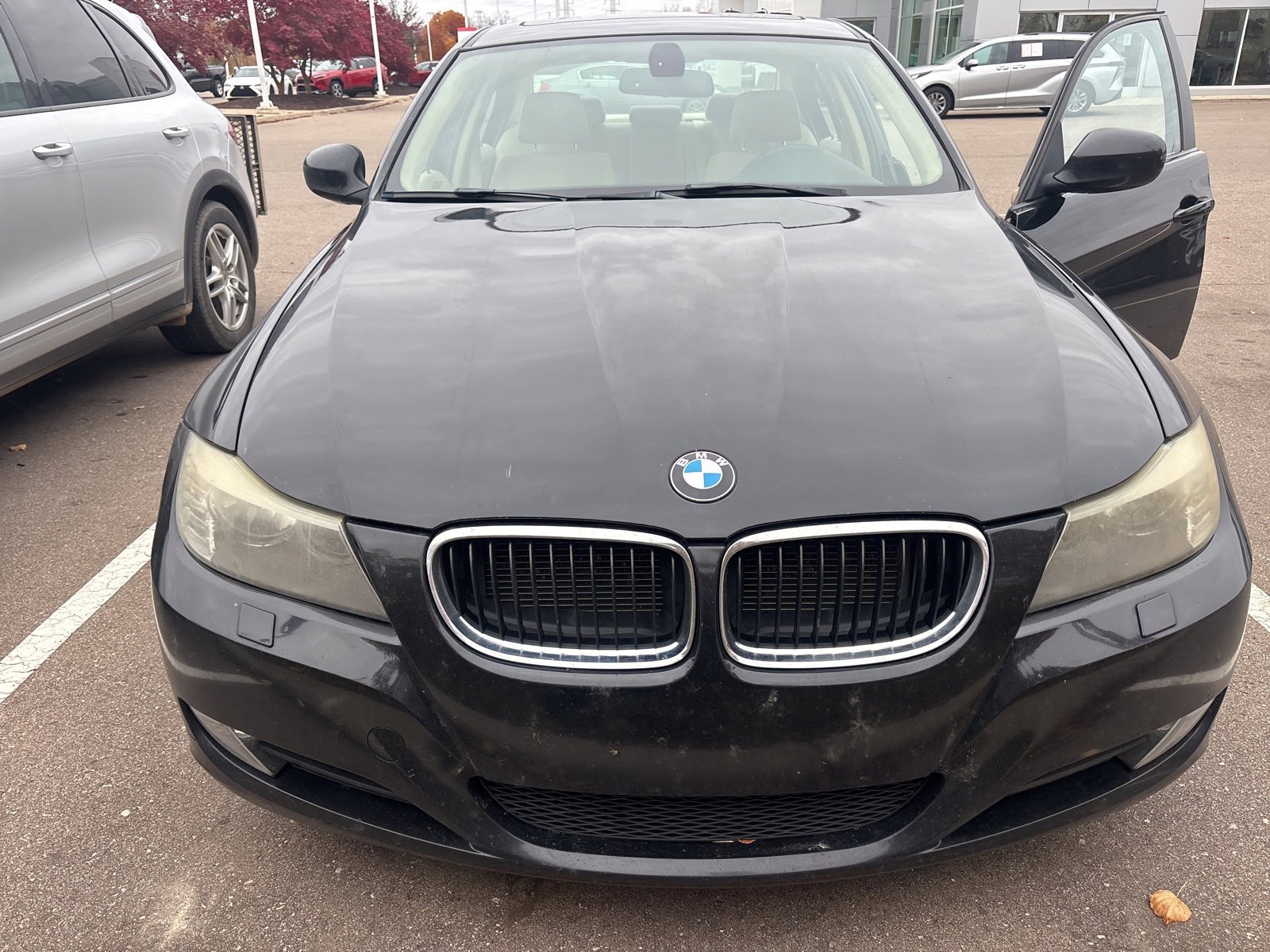 Thumbnail: 2011 BMW 3 Series - 2