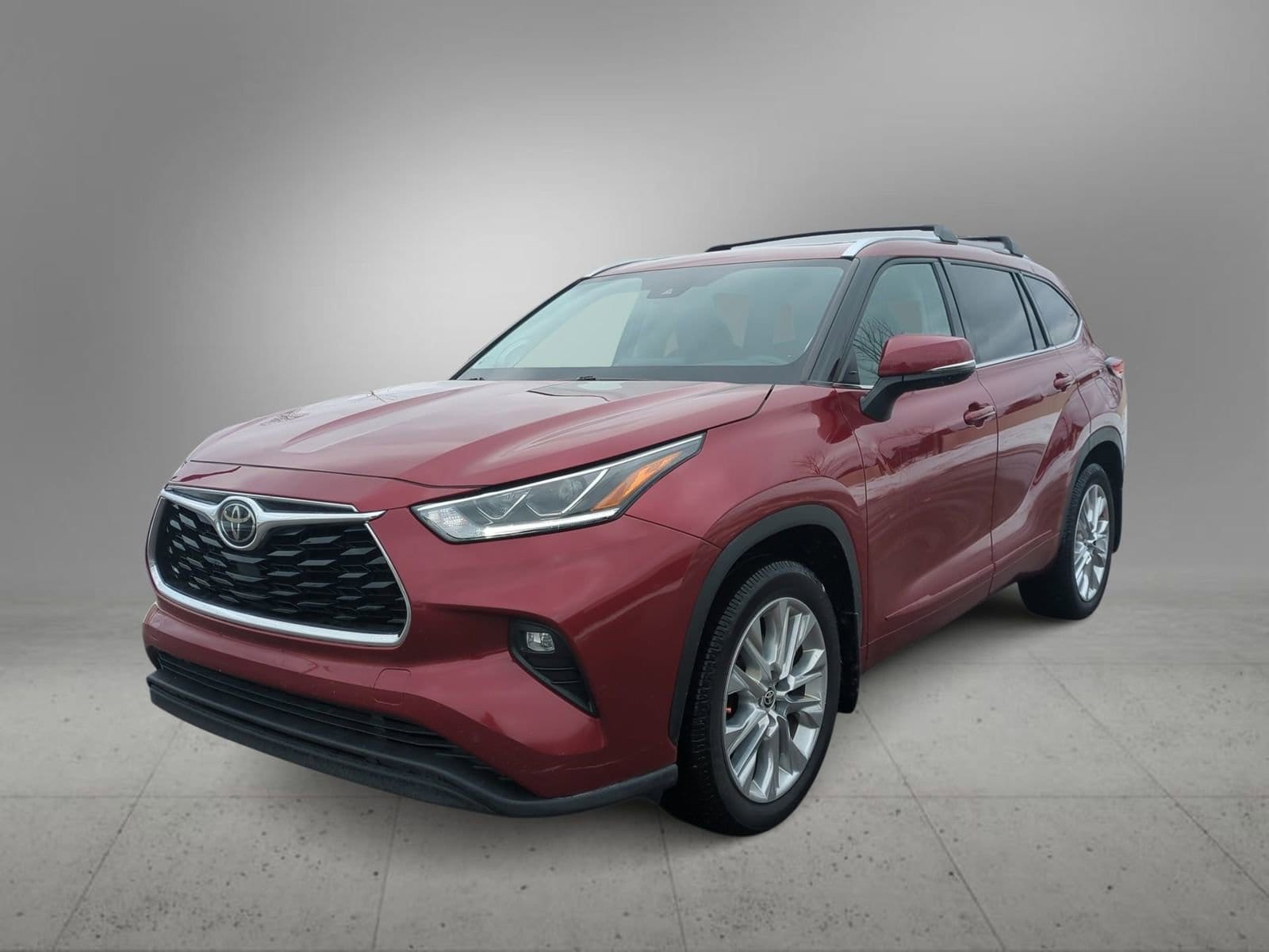 Thumbnail: 2021 Toyota Highlander - 4