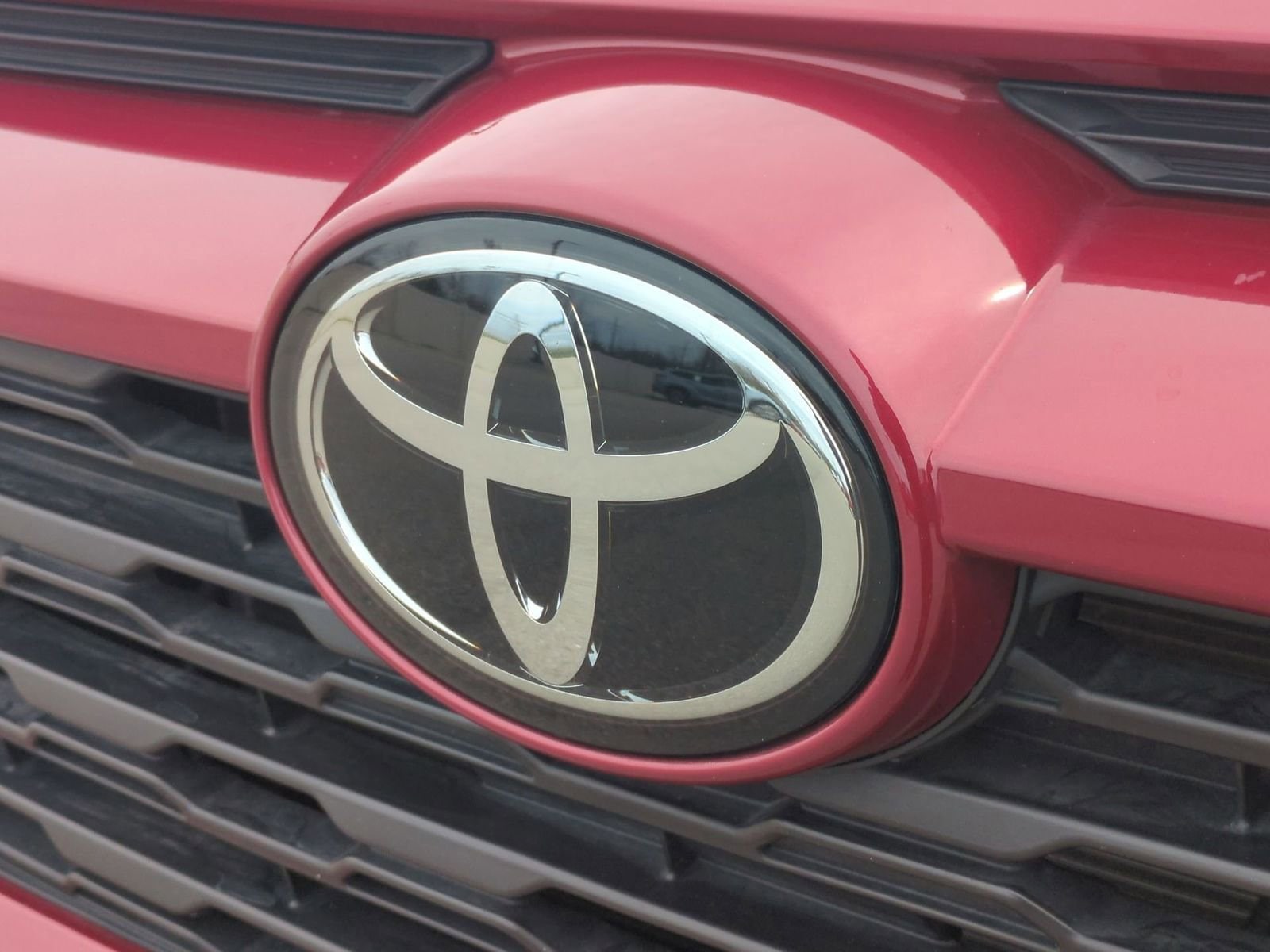 Thumbnail: 2024 Toyota RAV4 - 12