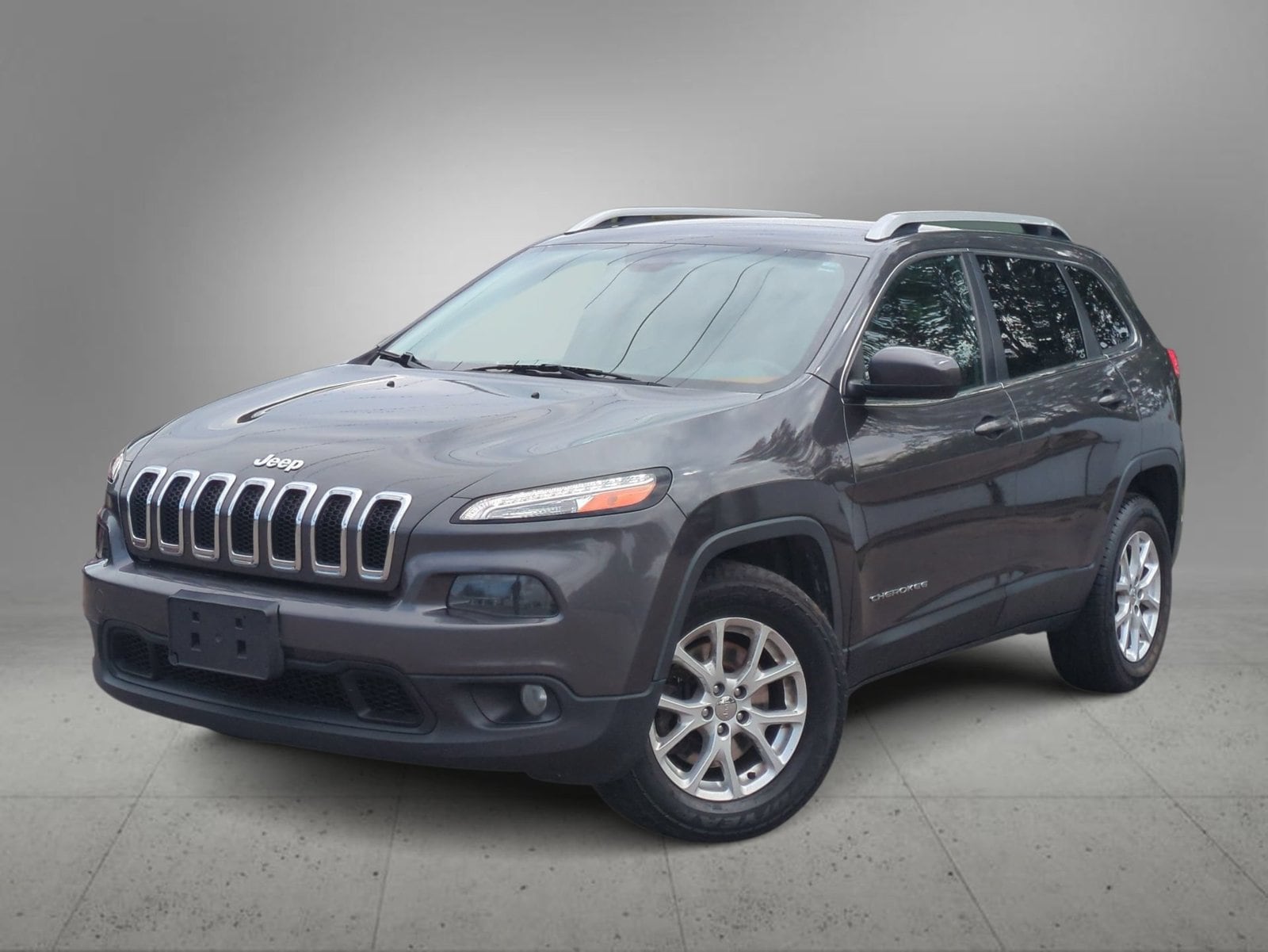 Used 2015 Jeep Cherokee Latitude with VIN 1C4PJMCB5FW553104 for sale in Farmington Hills, MI