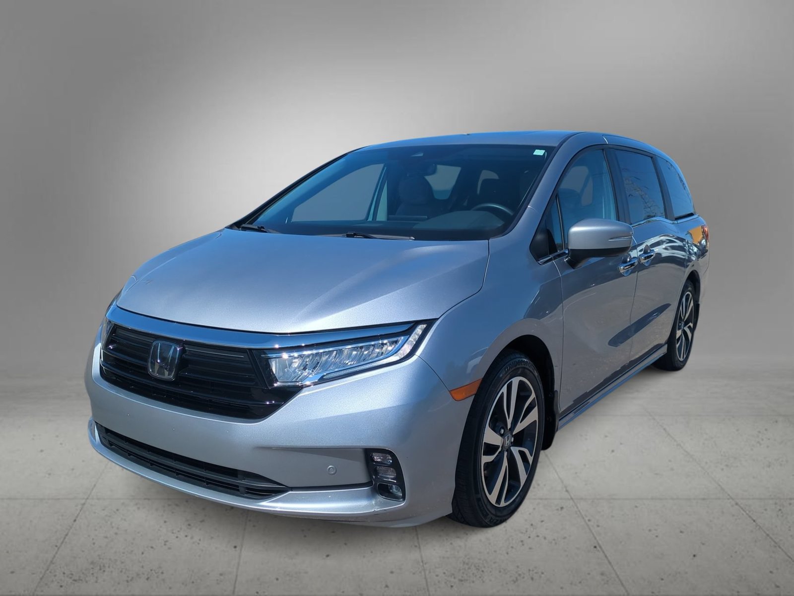 Used 2024 Honda Odyssey Touring Van