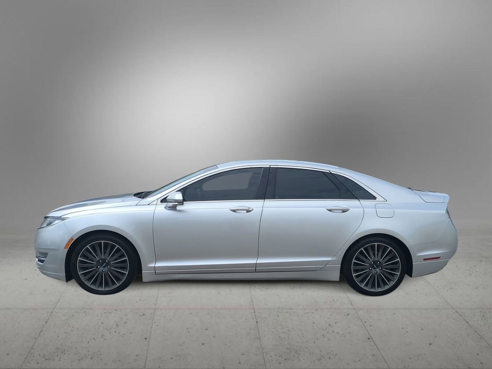 Thumbnail: 2016 Lincoln MKZ - 5
