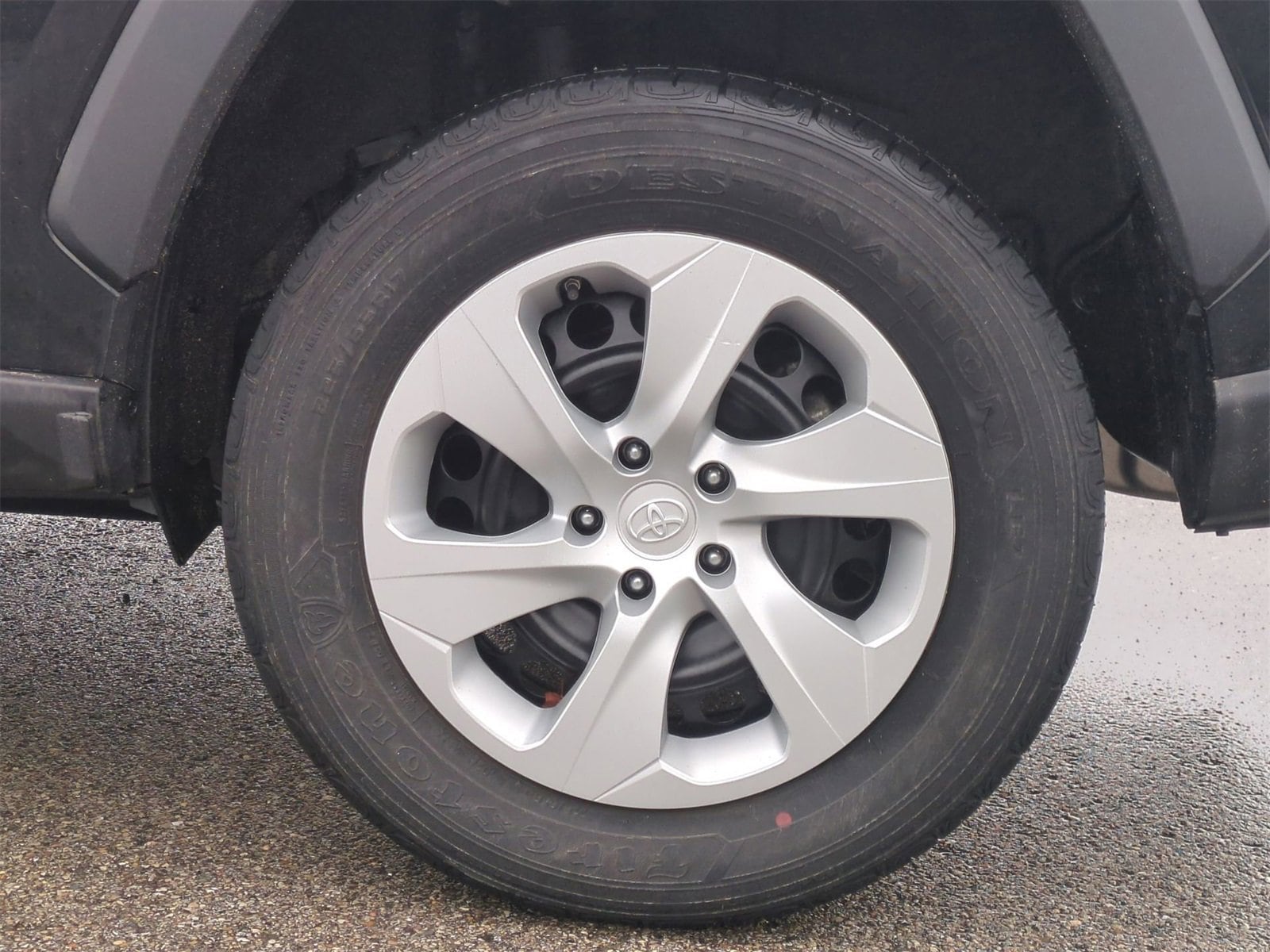 Thumbnail: 2023 Toyota RAV4 - 14