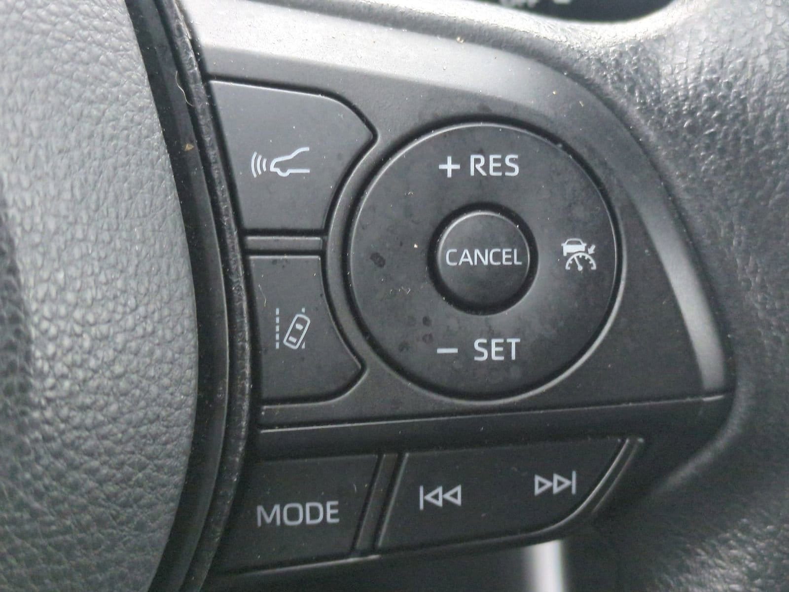 Thumbnail: 2023 Toyota RAV4 - 24