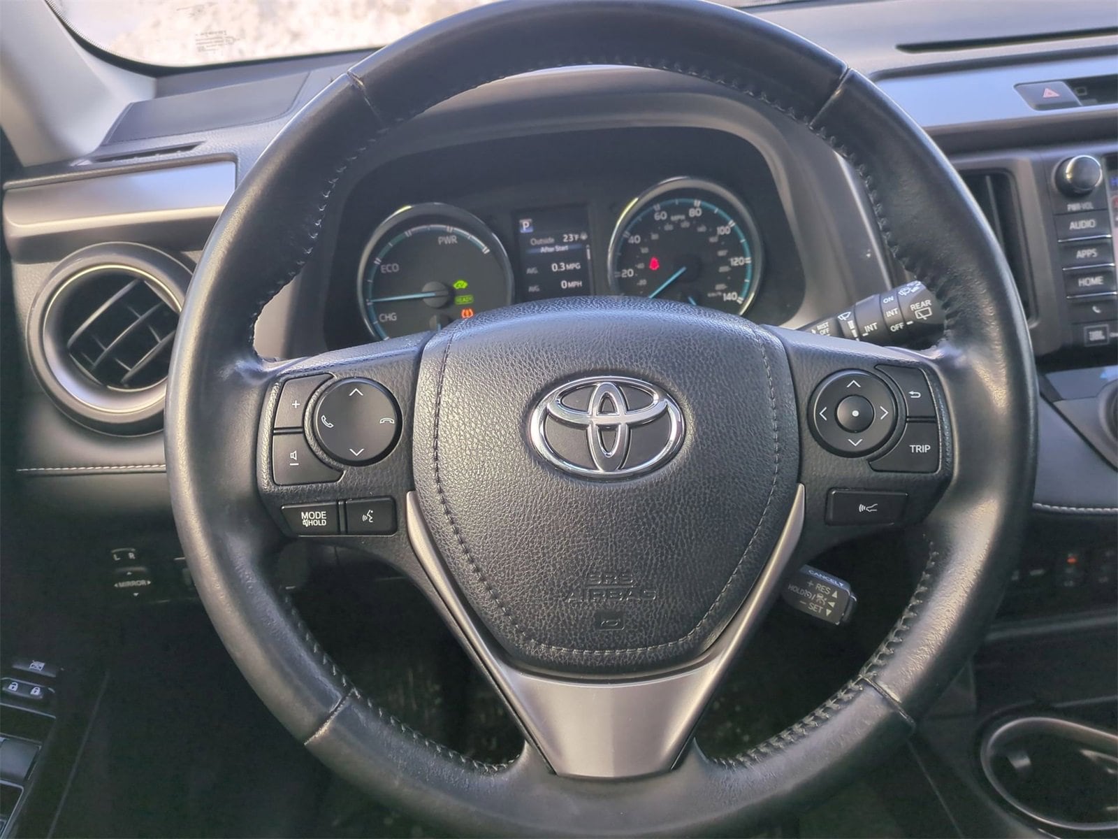 Thumbnail: 2017 Toyota RAV4 - 24