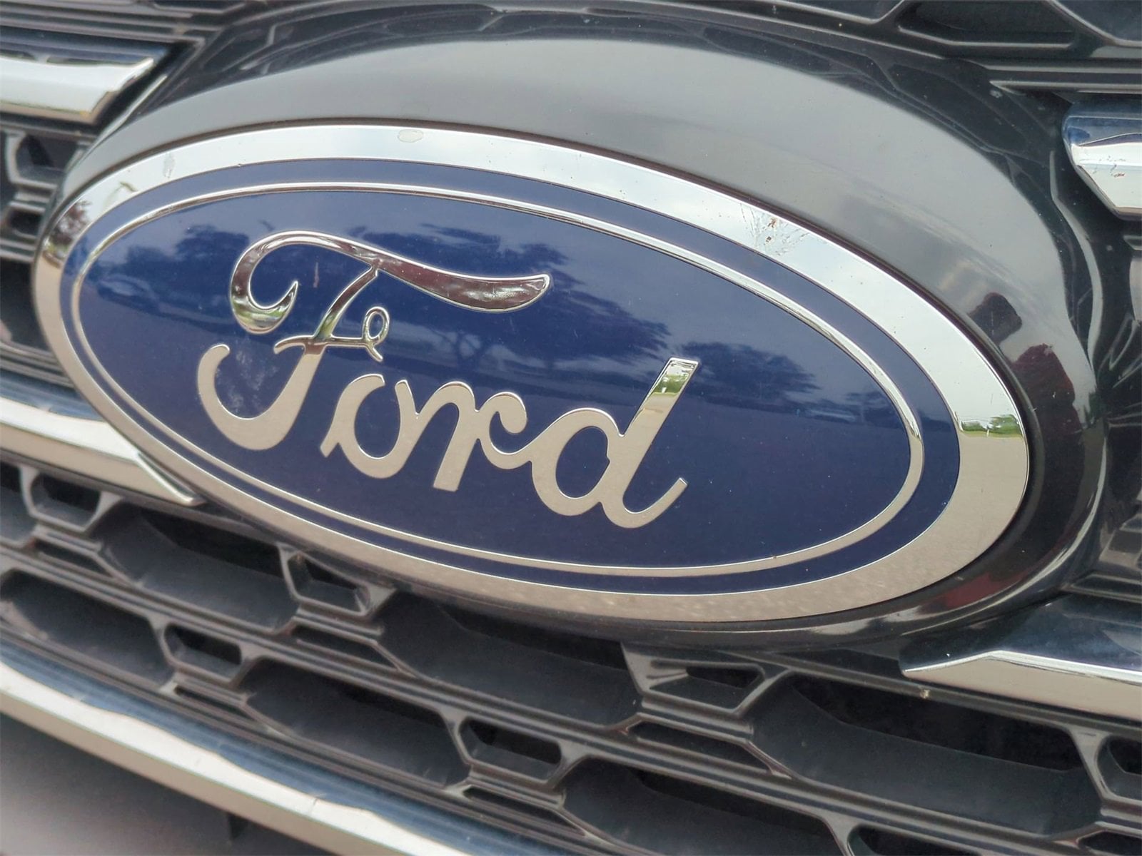 Thumbnail: 2023 Ford Explorer - 12