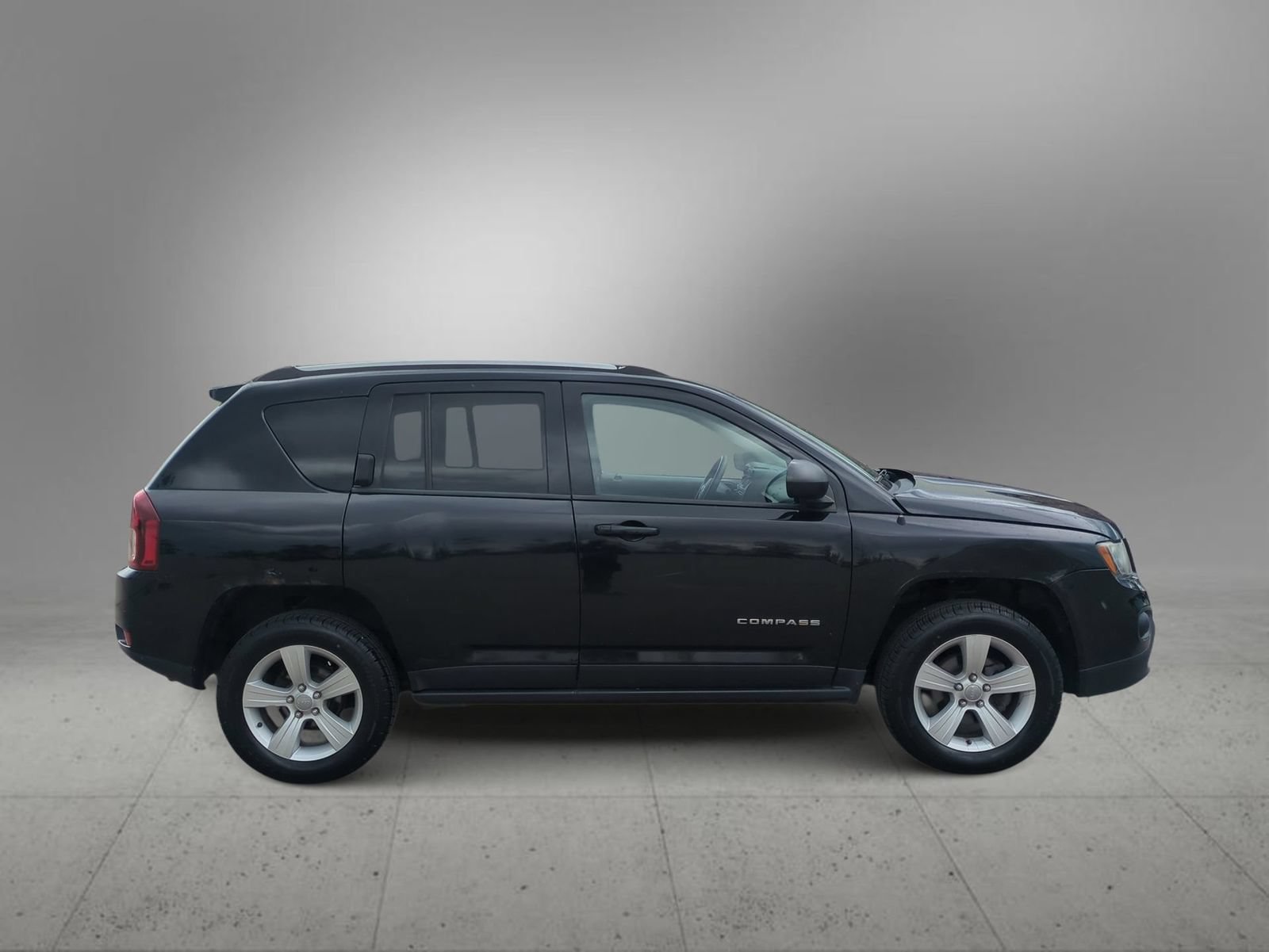 Thumbnail: 2016 Jeep Compass - 9