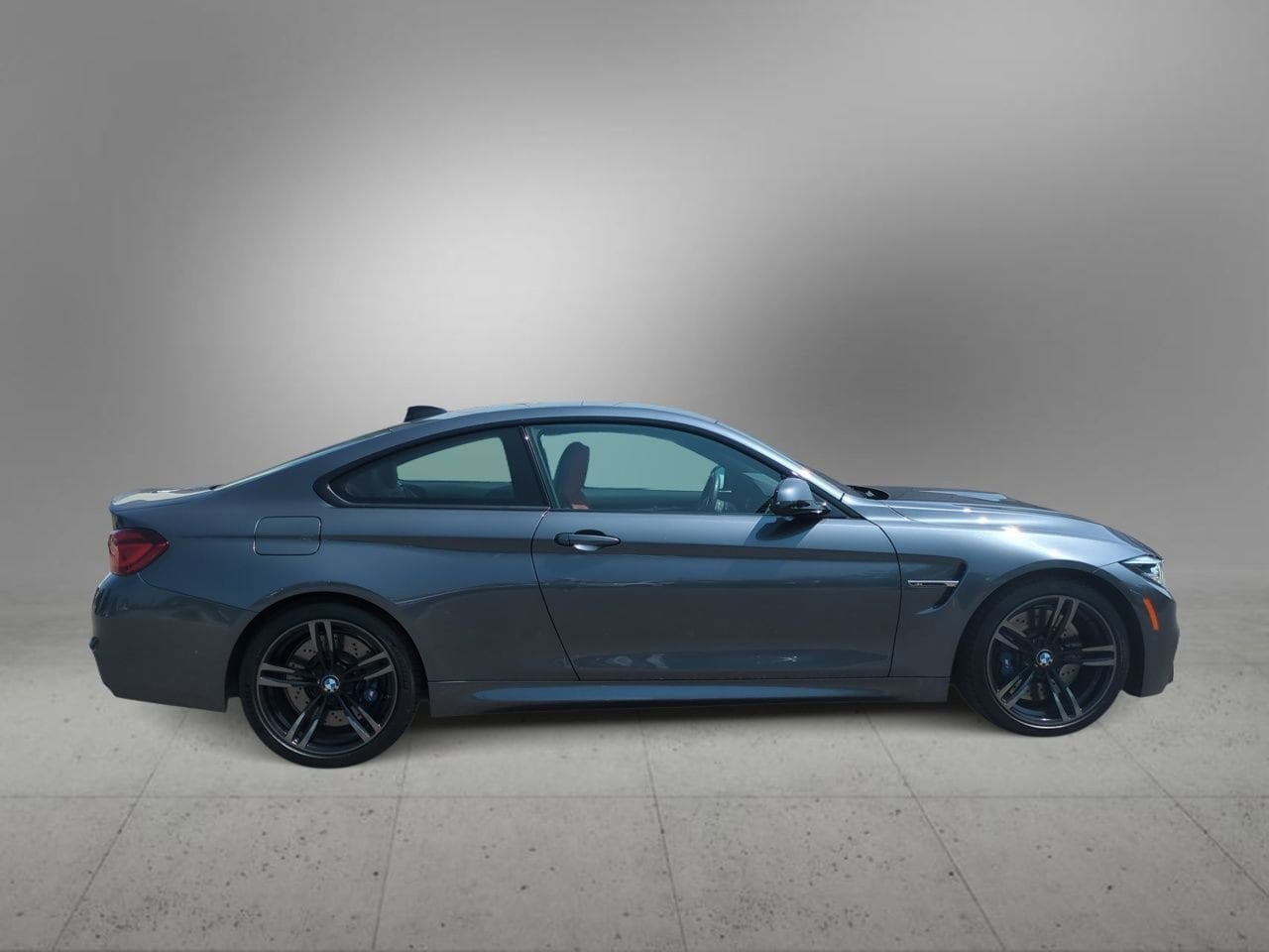 Thumbnail: 2020 BMW M4 - 9