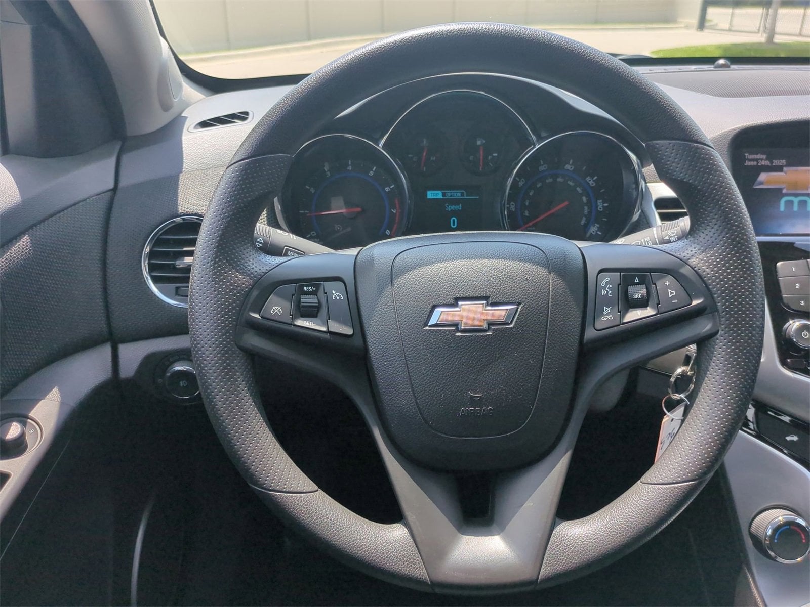 Thumbnail: 2016 Chevrolet Cruze - 24