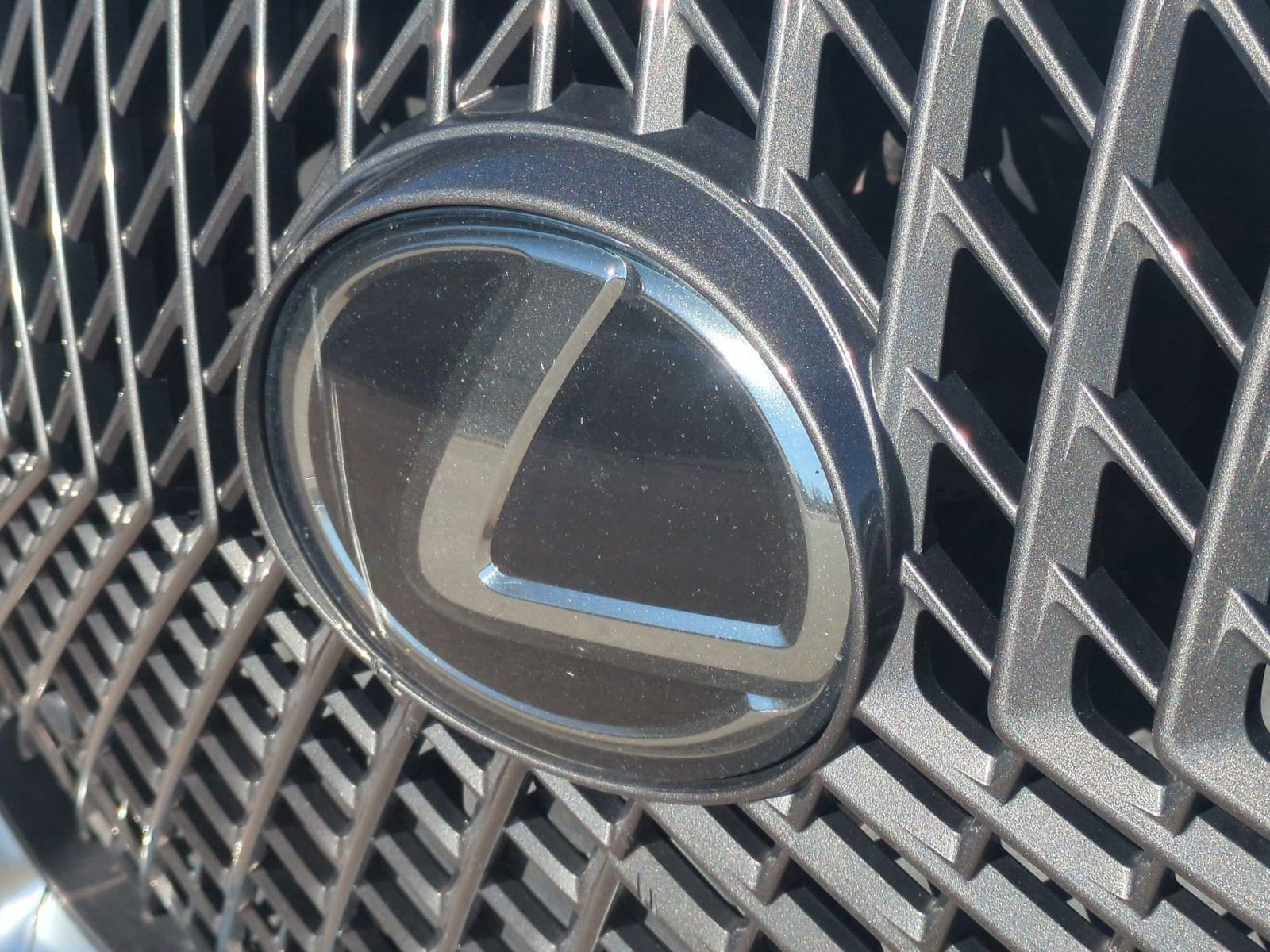 Thumbnail: 2021 Lexus LS - 12