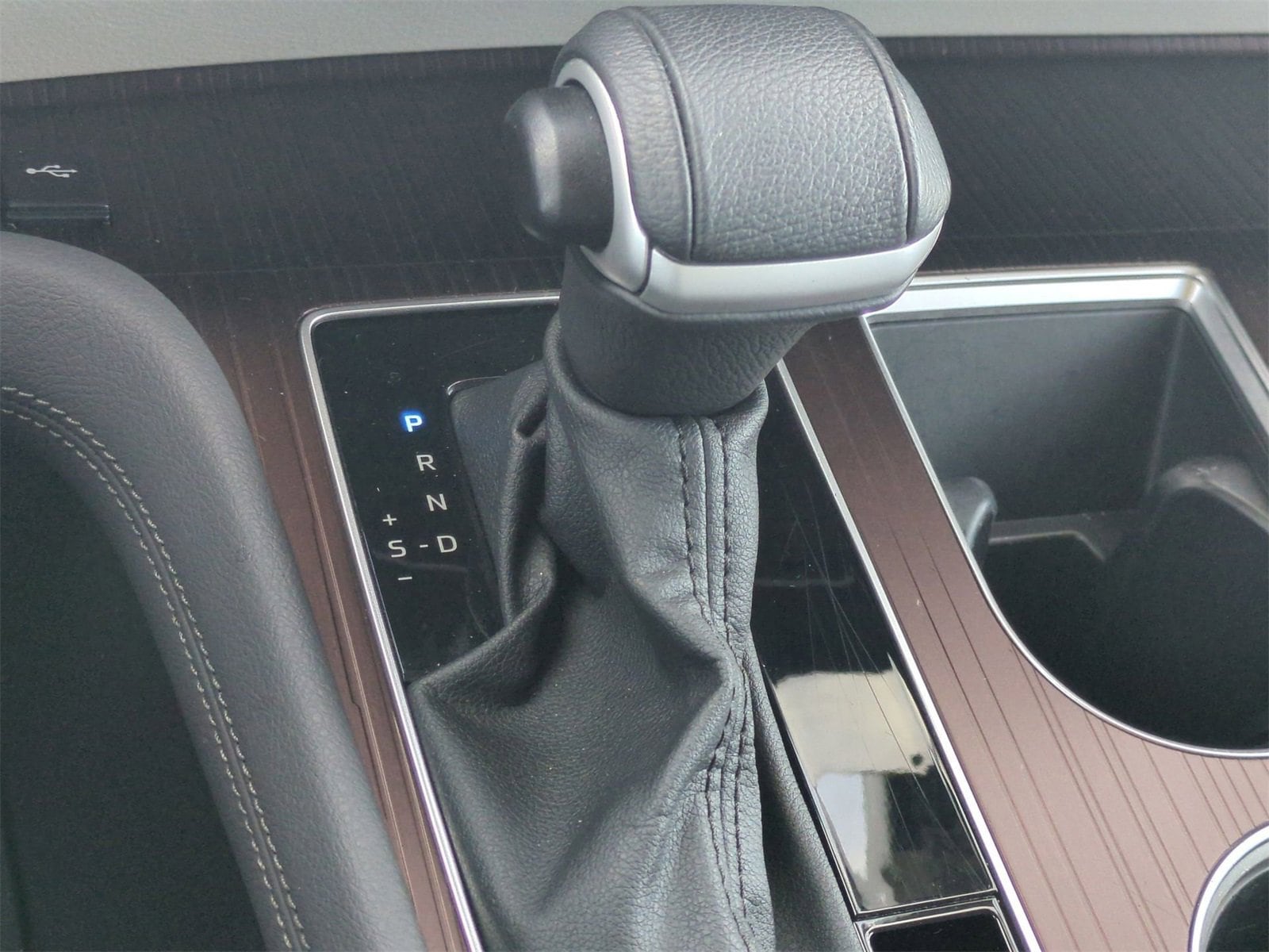 Thumbnail: 2024 Toyota Sienna - 33