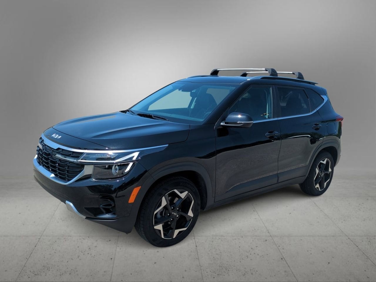 Thumbnail: 2024 Kia Seltos - 4